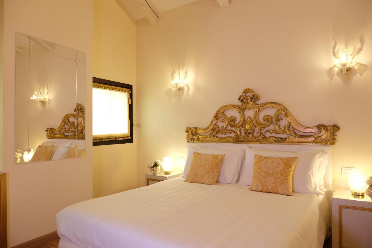 Hotel Relais Venice Italy book now 2024 prices